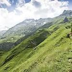 Alpenparks & Areitxpress * צל-אם-זי