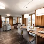Alpenparks & Areitxpress Lejlighed Zell am See